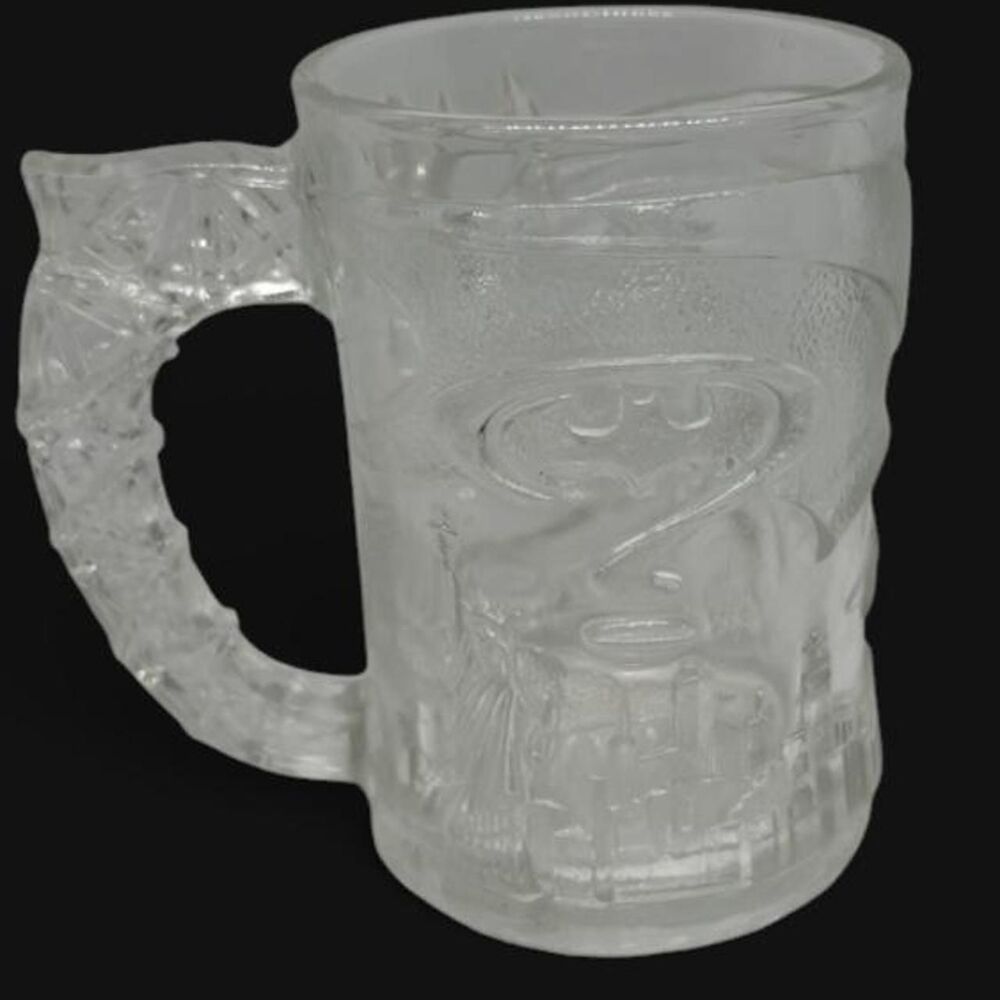 Vintage 1995 McDonalds Batman Forever Glass Mug 3D Gotham City Movie Collectible